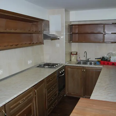 Pensiune Mutafova House *